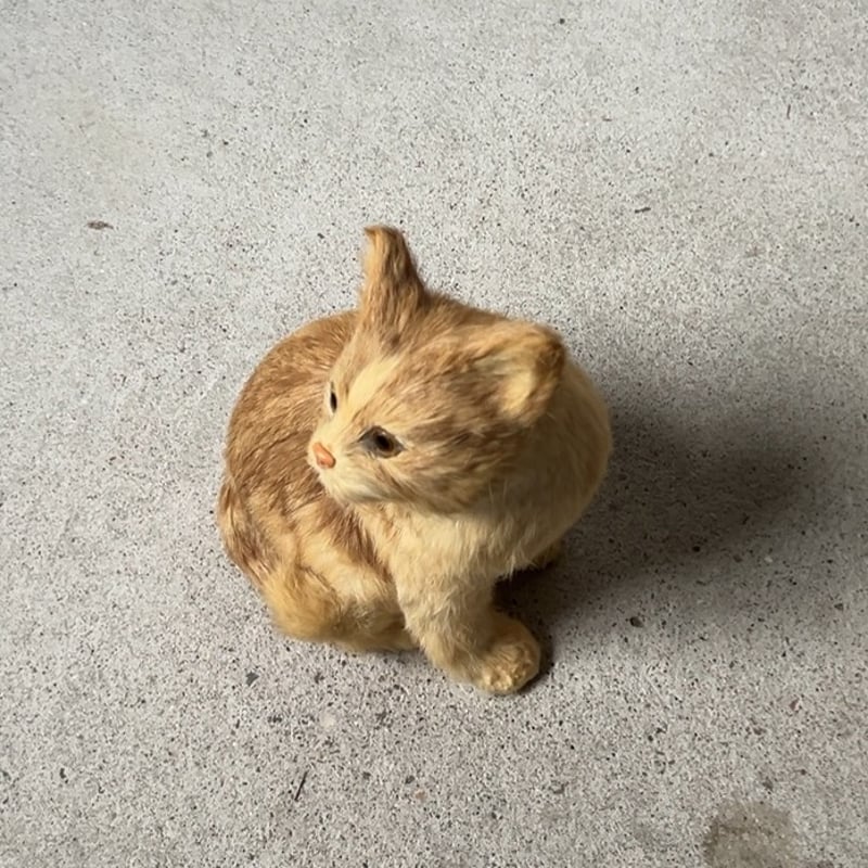 1970年代大丸販売品 猫の置物 リアルファー 茶虎 ヴィンテージドール