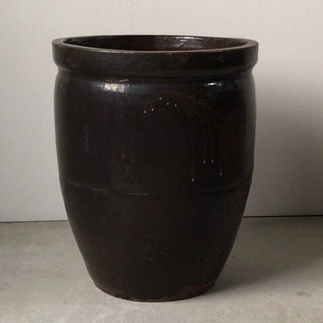 古い水瓶  民藝壺 ・甕 (高さ約42cm幅約35cm)   メダカ鉢  睡蓮  ハス 水栽培 ガーデニング ビオトープ 水中昆虫 飼育器　無傷完品