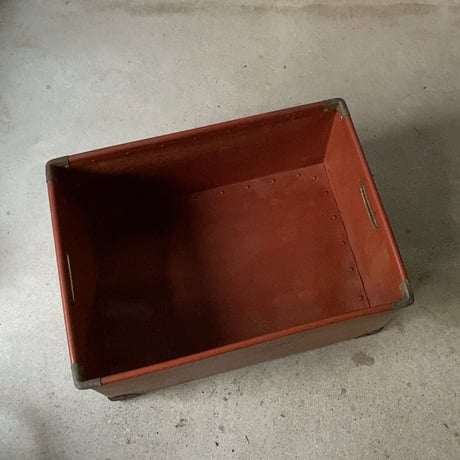 昭和期の古いボテバコ (ボテ箱) 運搬箱 ブリックカラー 無地 ヴィンテージボックス コンテナ 完品範疇