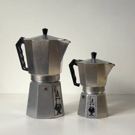 BIALETTI ビアレッティ モカエキスプレス 3カップ 直火式 コーヒーメーカー エスプレッソメーカー マキネッタ 永久定番 1977年製 ヴィンテージ クルジナッロ工場製 下段マーク 中古良品