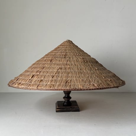 古い菅笠 すげ笠 田植え傘 日除笠 農作業 野良傘 案山子 つの笠 時代傘 傘地蔵