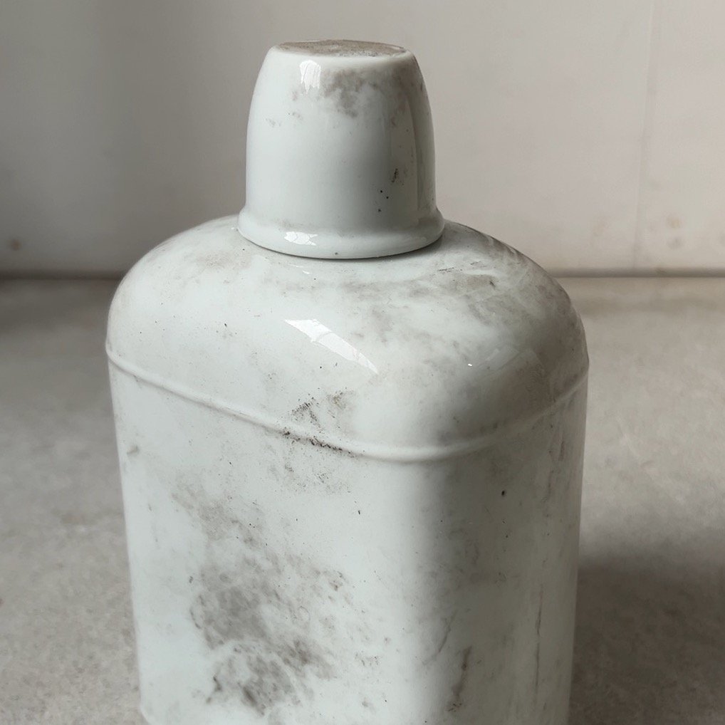 戦前 戦中 白磁の水筒 耳無し 東京レッテル 渡辺謹製 ねじ込み蓋