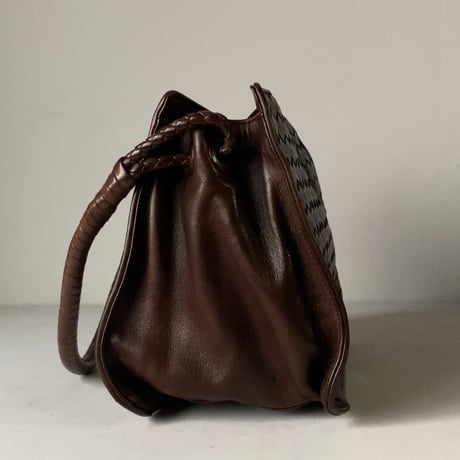BOTTEGA VENETA ボッテガヴェネタ イントレチャート ハンドバッグ ワンショルダーバッグ レザー 焦げ茶 ブラウン レディース 中古品