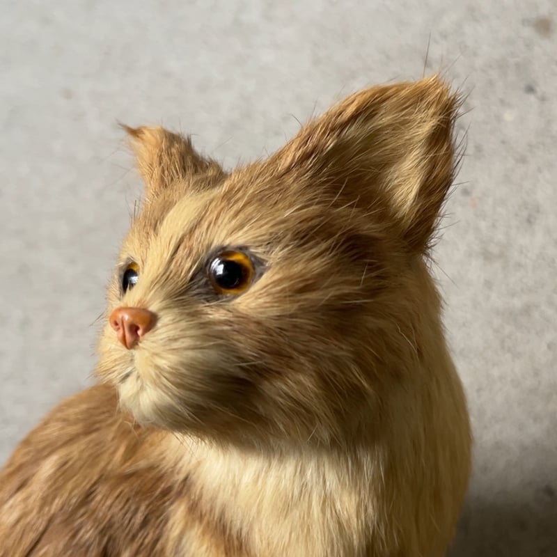 1970年代大丸販売品 猫の置物 リアルファー 茶虎 ヴィンテージドール