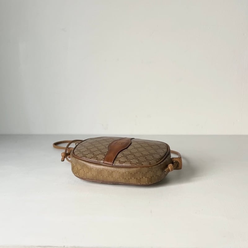 CELINE セリーヌ マカダム トリオンフ ブラウン ゴールド金具 ミニ小銭付 CELINE セリーヌ マカダム トリオンフ ブラウン ゴールド金具