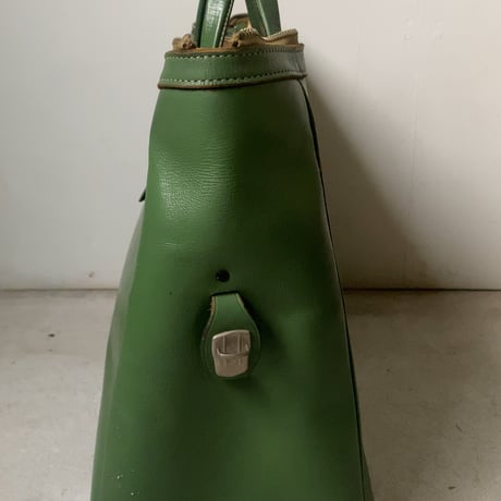 ヴィンテージ レザーバッグ  50s60s 当時物レザートート 革鞄 グリーンレザー ファスナーオープン カギあり インナーシミ外装美品範疇
