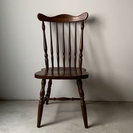 キツツキマーク、柏木工、カリモクなどなど国産の木工品が仕上がりまし