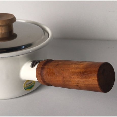 Noritake ノリタケ   ヴィンテージ 琺瑯(ホーロー) 片手鍋  ミルクパン  木製無垢持ち手  ホワイト ほぼデッドストック 未使用品