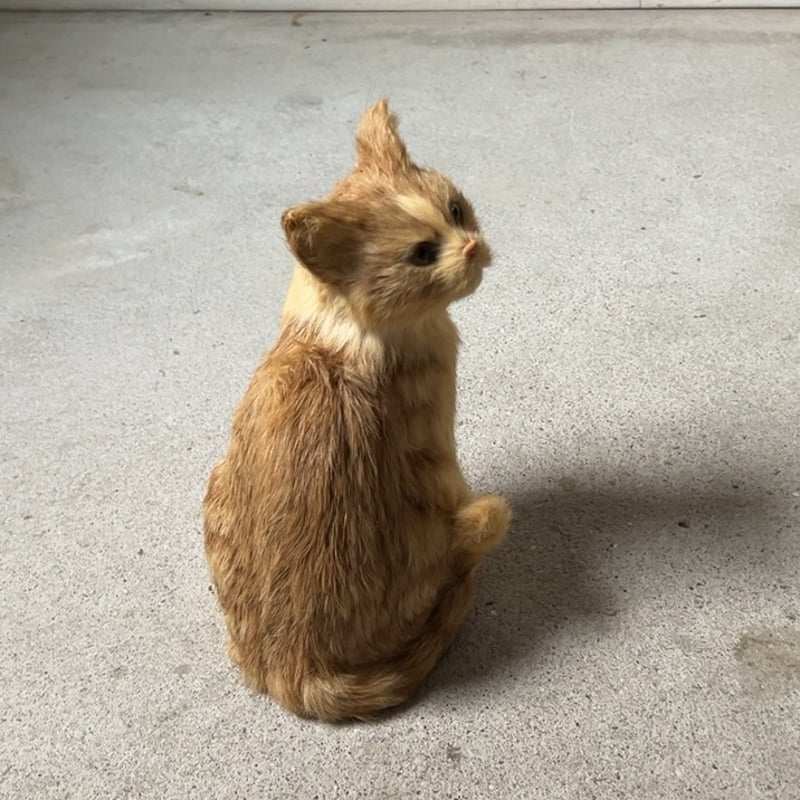 1970年代大丸販売品 猫の置物 リアルファー 茶虎 ヴィンテージドール