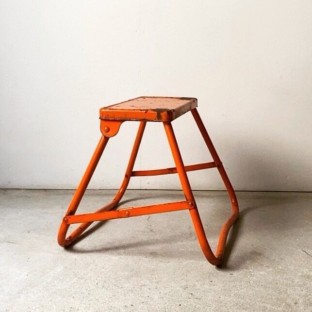 古道具/鉄脚の折りたたみスツール珍しい逸品 original