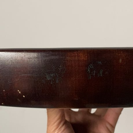 古い木製くり抜き盆 黒々とし鈍い艶感 木製トレー 34.5cm お盆 木工品 肉厚 素地 工芸品 民藝 ヴィンテージトレー 完品
