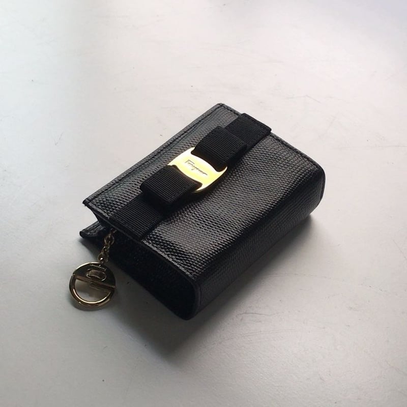 Salvatore Ferragamo サルヴァトーレ フェラガモ ヴァラ Salvatore Ferragamo サルヴァトーレ フェラガモ ヴァラ