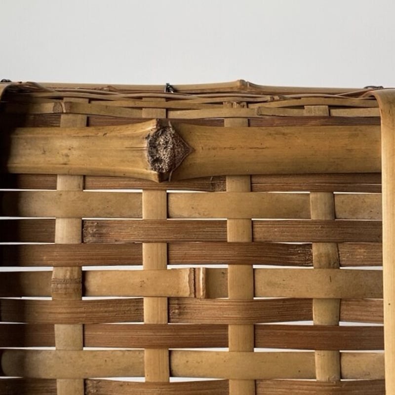 古民具手編み籠大と小セット 古い竹編みの浅籠 平籠 トレー型編みかご 幅約40cm 頑丈 ござ