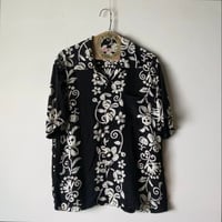 SUNSURF サンサーフ  2022年製 『HAWAIIAN SKULL BORDER』ハワイアン スカル ボーダー  ブラック  レーヨン アロハシャツ 未使用品