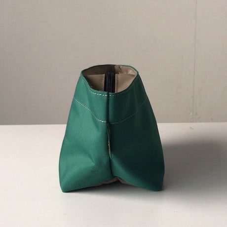 Herve Chapelier エルベシャプリエ  927N  グリーン/グレージュ  ナイロン舟型ポーチM　コスメ 化粧ポーチ 中古品