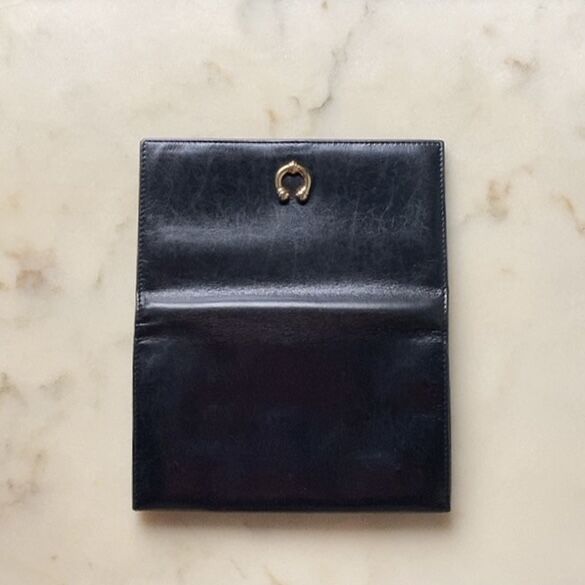 GUCCI オールドグッチ ロングウォレット ホースシューゴールド金具 ブラックスムースレザー 2つ折 がま口 70s80s ヴィンテージウォレット GUCCI オールドグッチ ロングウォレット ホースシューゴールド金具 ブラックスムースレザー 2つ折 がま口 70s80s ヴィンテージウォレット