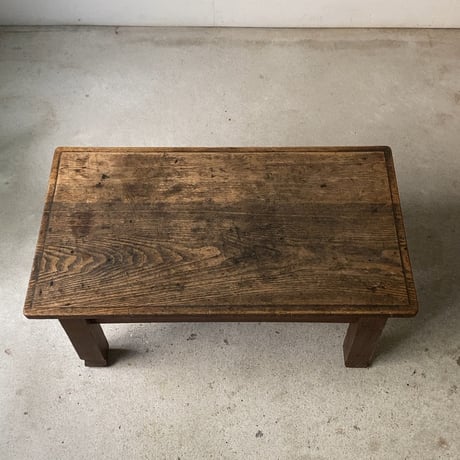 昭和期の小さい座卓  古い文机 ローテーブル 飾り台 飾り彫り和家具 古家具 ジャパンヴィンテージ