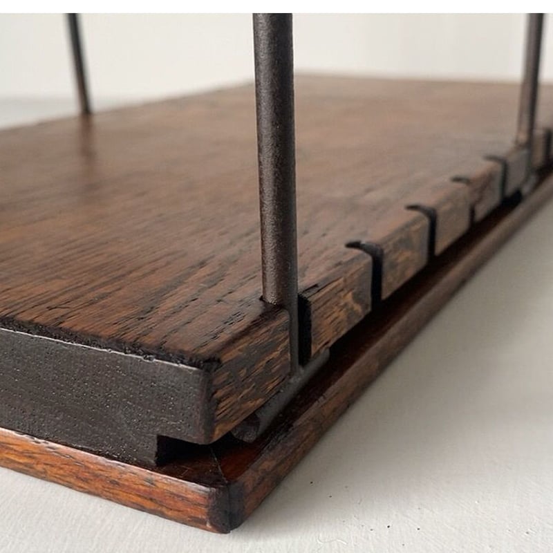 古い本立て 100年級の楢無垢材と3本スチールのブックスタンド 大正