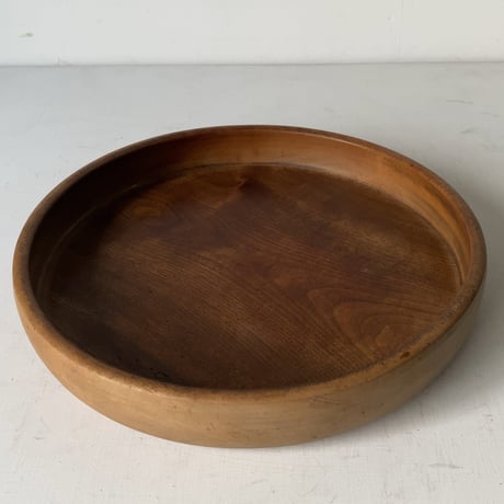 昭和30年 木製 くり抜き盆　小さめサイズ約26cm 木工 工芸品 木製無垢材 民藝 番茶 煎茶 丸盆 キッチンツール