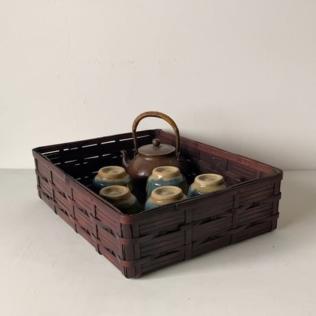 古い竹の平籠  ひしぎ編み 古作工芸品 手仕事 赤竹 中型道具箱 茶器入れ 茶籠 編み籠 良品