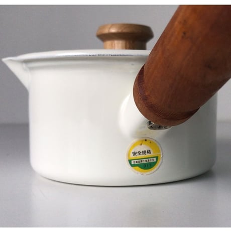 Noritake ノリタケ   ヴィンテージ 琺瑯(ホーロー) 片手鍋  ミルクパン  木製無垢持ち手  ホワイト ほぼデッドストック 未使用品