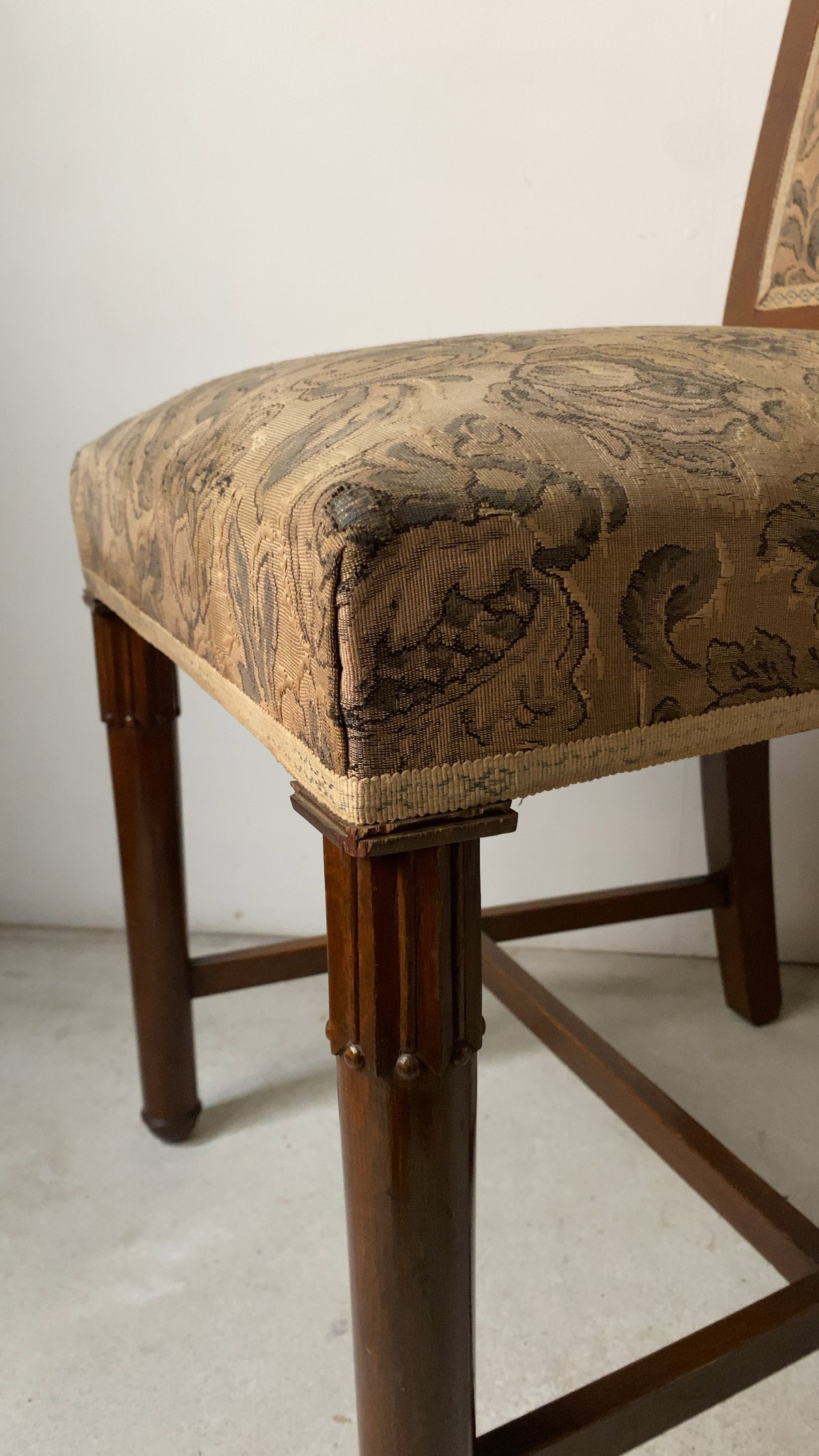 ダイニングチェア　Japan antique 昭和初期　椅子 古木 A 昭和初期 アンティークチェア ゴブラン スプリング入り 木製