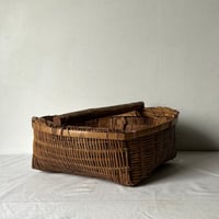 Y様ご発注分　古い肥料かご 「肥料振りかご」とも呼ばれる日本の民藝籠 持手籠 東北ジャパンヴィンテージ