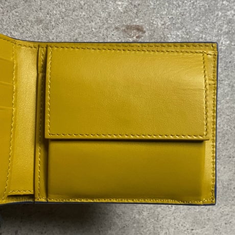 BOTTEGA VENETA ボッテガヴェネタ ビッグイントレチャート バッファローレザー シボ型押しレザーコンパクトウォレット ミニ財布 マスタード/パープル 2023年製 極美品 箱有