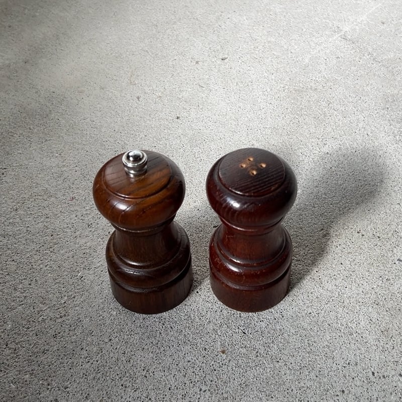 KUSAKABE クサカベ 木製 ペッパーミル＆ソルトボトル 2個セット 木製