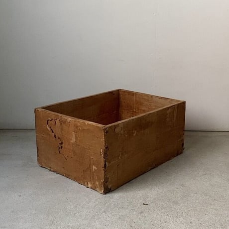 紙貼りの古い木箱 幅約40cm  一閑張り ヤケ感 エイジング メッセージ 墨文字 ジャパンヴィンテージ  道具箱