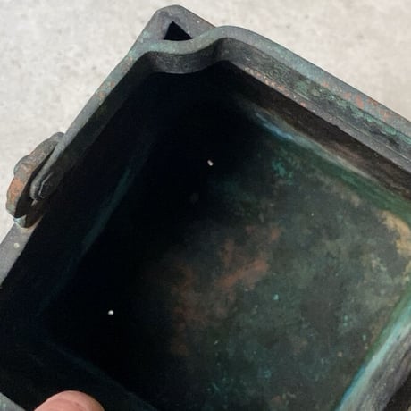 古い持ち手付銅器  手炉 手炙り 炭入れ コンロ 茶道具 赤銅 古銅 花器 幅約13.5cm