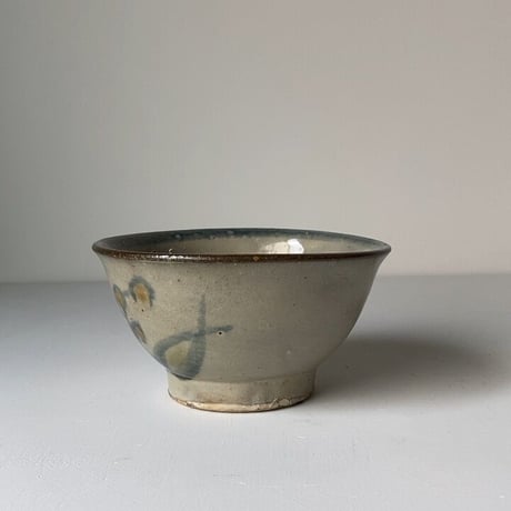 琉球 やちむん 4.5寸マカイ 古作  登窯 花草模様 昭和期 ヴィンテージ フォークアート 完品