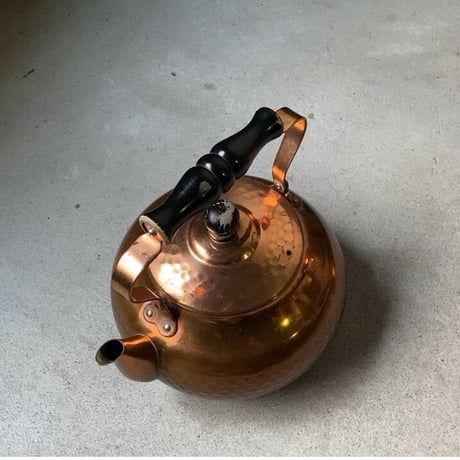 copper 100 home ware  新光金属製 ヴィンテージコッパーケトル  2L  純銅やかん 木製黒持ち手＋黒摘み グッドエイジング