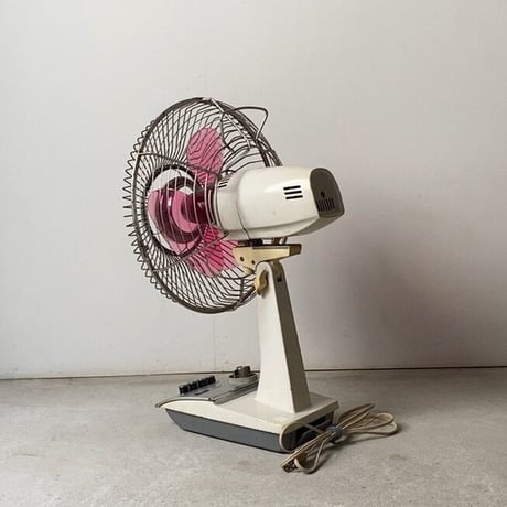 MITSUBISHI  ELECTRIC COMPAC D25E8  三菱扇風機  オールド三菱 1968年製 ヴィンテージ家電 レトロ扇風機 ピンク羽 コード内蔵可  実用品