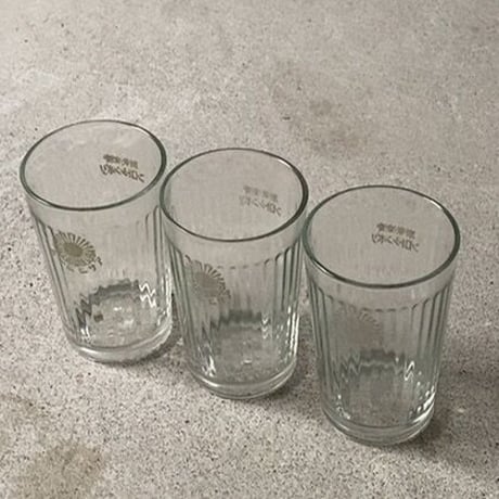 アンカーグラス  3個セット　アサヒビール/リボンシトロン アドバタイジンググラス 昭和初期  高さ10.5cm ほんのりブルーグレー アンティークグラス コップ 完品  ※3点ございます。