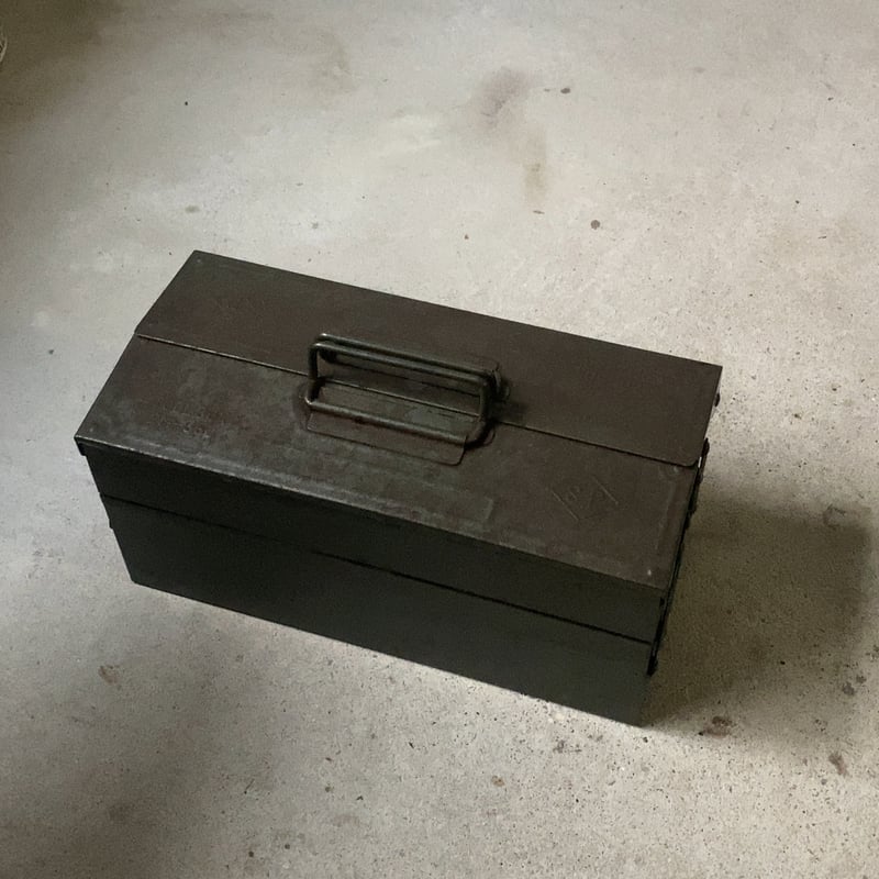 ビンテージ　ミリタリーツールボックス ミリタリー鉄製ツールボックス