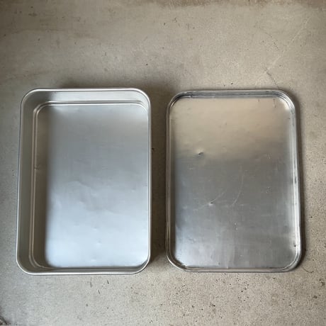 アルミ製パンケース  業務用 蓋付きアルミケース 洋菓子屋 店舗什器 道具箱 長年使われたアルミボックス 中古品  ※在庫7個有り
