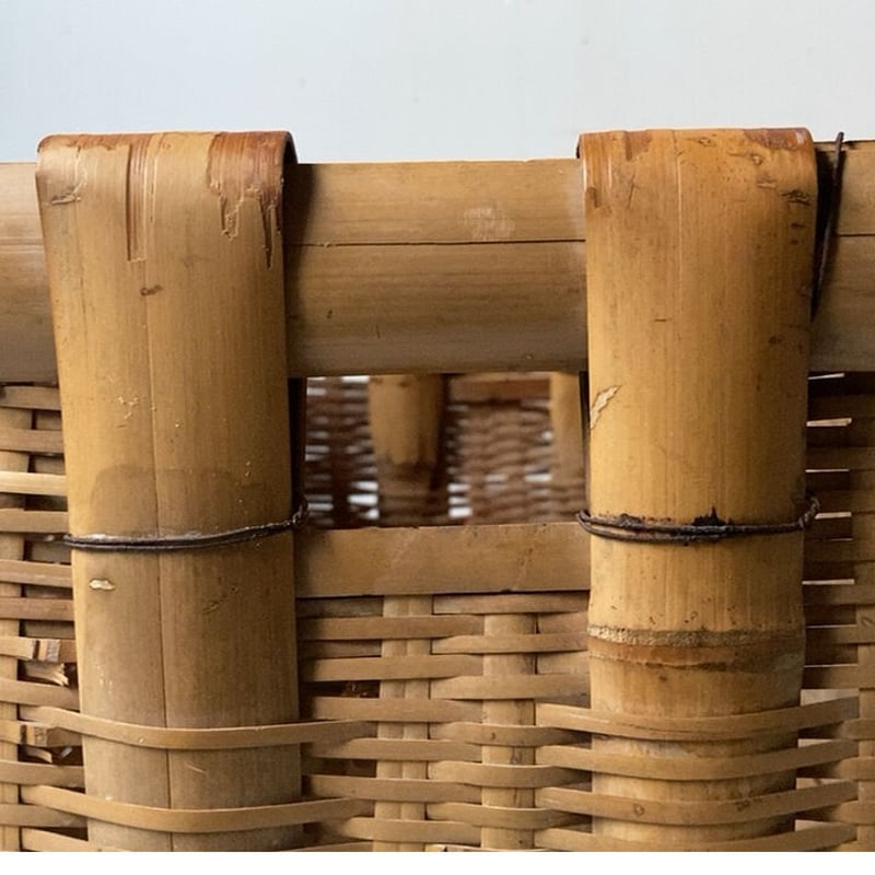 【竹籠】古い竹かご　御用籠　野菜かご　古道具　収納カゴ　古民具 古い御用籠 クラシックでスタンダードな野菜カゴ 野良かご ござ編み 竹