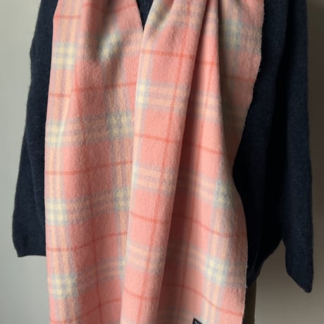 BURBERRY LONDON  バーバリーロンドン LAMBSWOOL 100% ラムウール マフラー ピンクノバチェック イギリス製  made in england 中古品