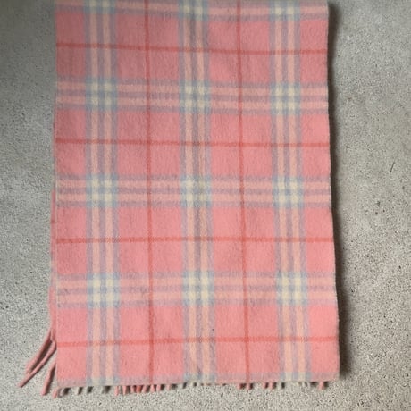 BURBERRY LONDON  バーバリーロンドン LAMBSWOOL 100% ラムウール マフラー ピンクノバチェック イギリス製  made in england 中古品