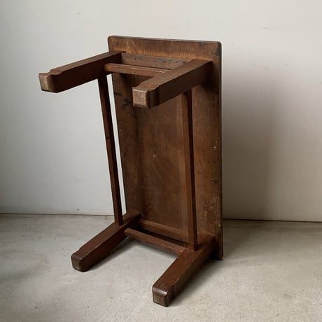 昭和期の小さい座卓  古い文机 ローテーブル 飾り台 飾り彫り和家具 古家具 ジャパンヴィンテージ