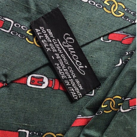 GUCCI  オールドグッチ  ヴィンテージ ネクタイ 筆記体ロゴ シルク100%  グリーンベース GGチェーンベルト柄 レジメン 中古美品