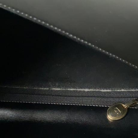 Christian Dior クリスチャン ディオール　ヴィンテージディオール レザーショルダーバッグ CDエンブレム ゴールド金具 保存袋 箱付き