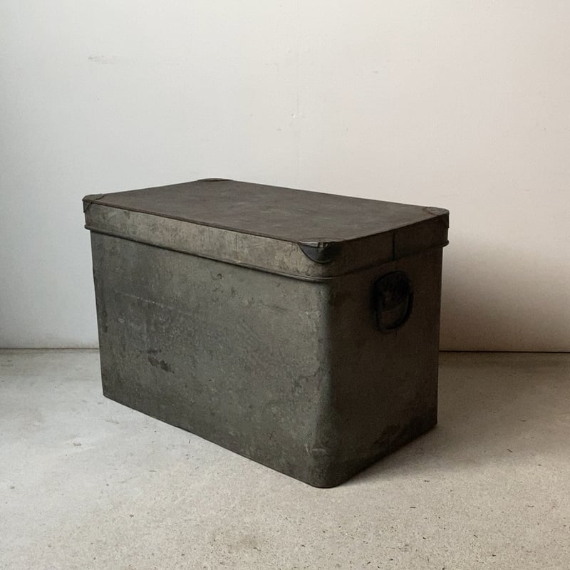 古いブリキのストックケース ブリキ箱 道具箱 衣装ケース ヴィンテージ