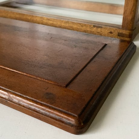 古い上皿天秤と木製の小型ガラスケース 1948年 楢材 指物加工 木工 工芸 ジャパンヴィンテージ 良品