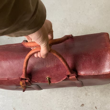 ヴィンテージ レザー バッグ   フラップ＋ファスナー開閉  真鍮製棒ロック  レッドレザー  ハンドバッグ レザーボストン50s 60s 赤い革鞄
