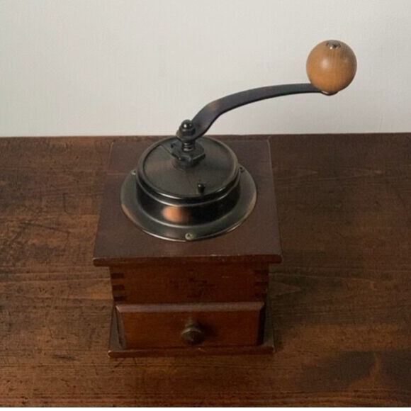 KONO 木製 コーヒーグラインダー　ミル fit=scale-down,w=1200