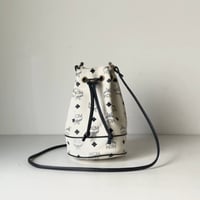 MCM オールドエムシーエム ヴィセトス柄 モノグラム ホワイト 総レザー 巾着ミニショルダーバッグ ポシェット 中古良品