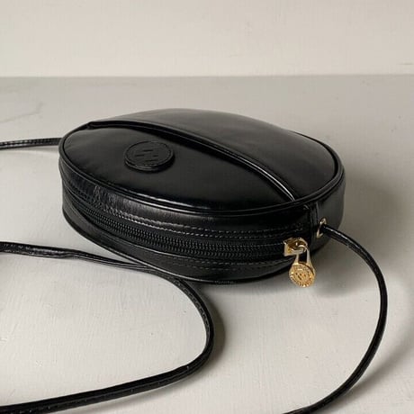 VALENTINO オールドヴァレンチノのミニミニショルダーバッグ 幅約19cmの小さめポシェット ヴィンテージバレンチノ
