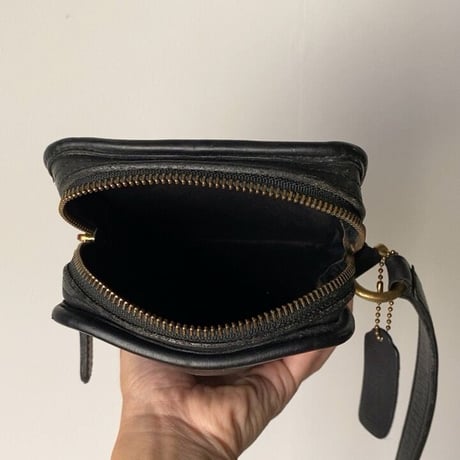 COACH オールドコーチ レザー ミニショルダーバッグ No.J6M-9973  グローブレザー ブラック 真鍮金具 ヴィンテージバッグ made in USA